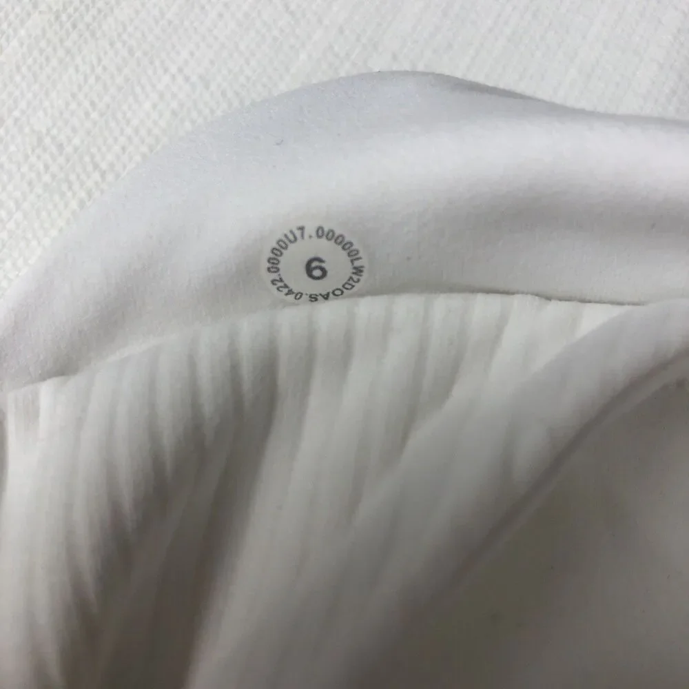 Lululemon Align Nula Reversible Ribbed Sports Bra Size 6 Yoga White